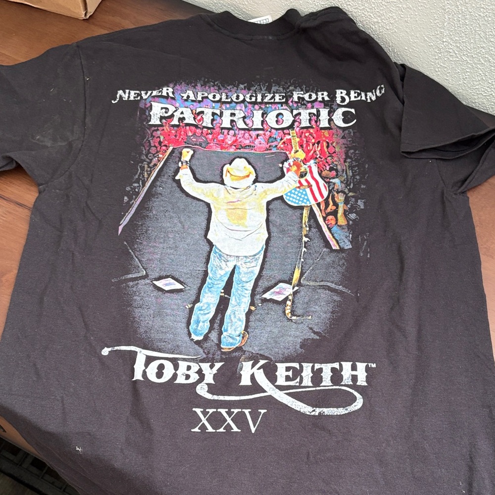 Toby Keith Black Patriotic T-Shirt (L)